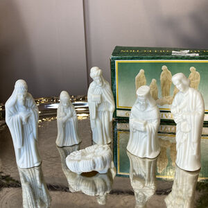 VTG World Bazaars 6 Piece Ceramic Nativity Set